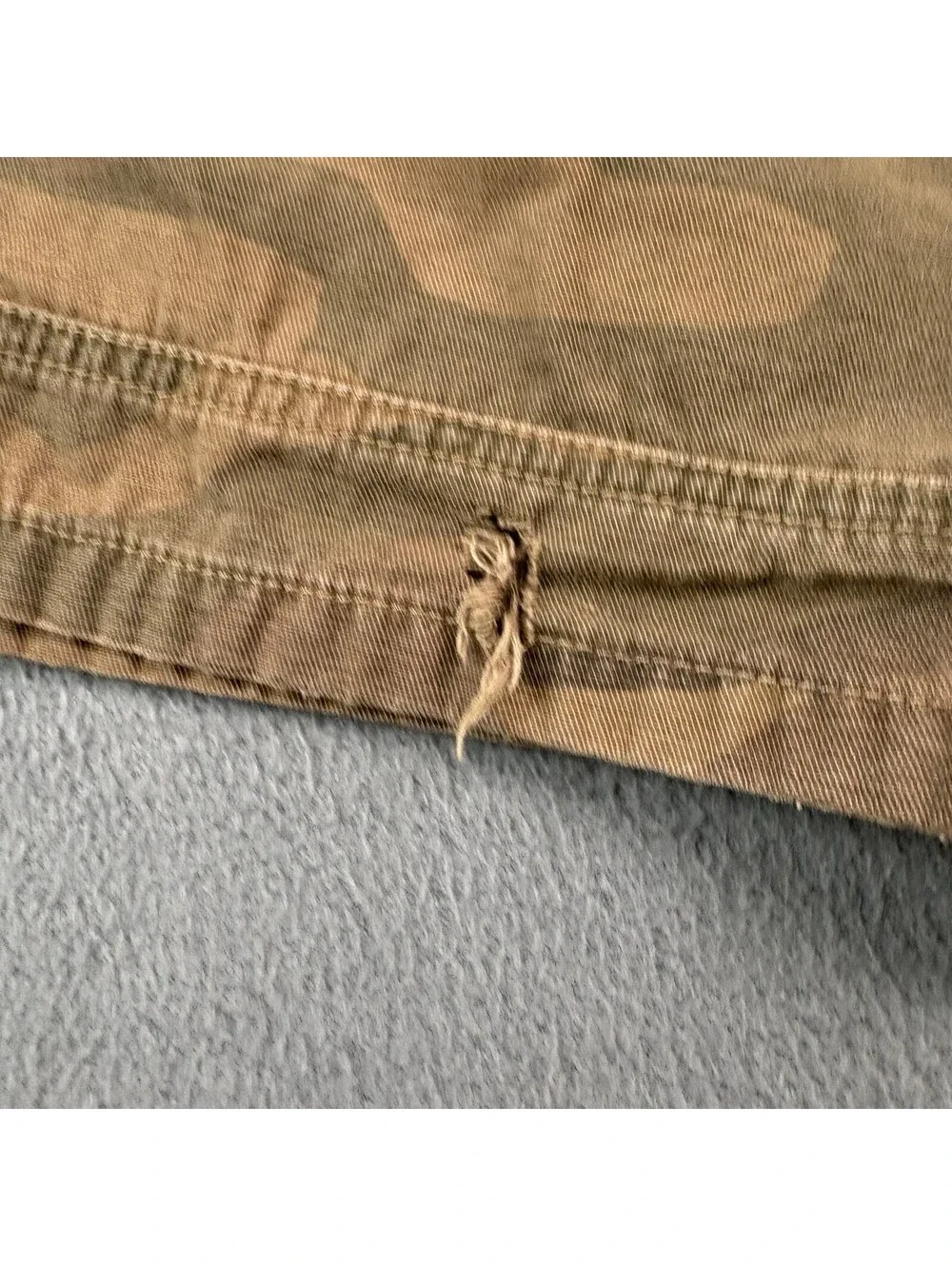 Vintage Y2K Urban Pipeline Camo Cargo Pants Size 32 (Fit 33 x 28 in)
